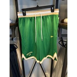 NWT NEW Oregon Ducks Nike Men's Dri Fit Athletic Shorts Medium